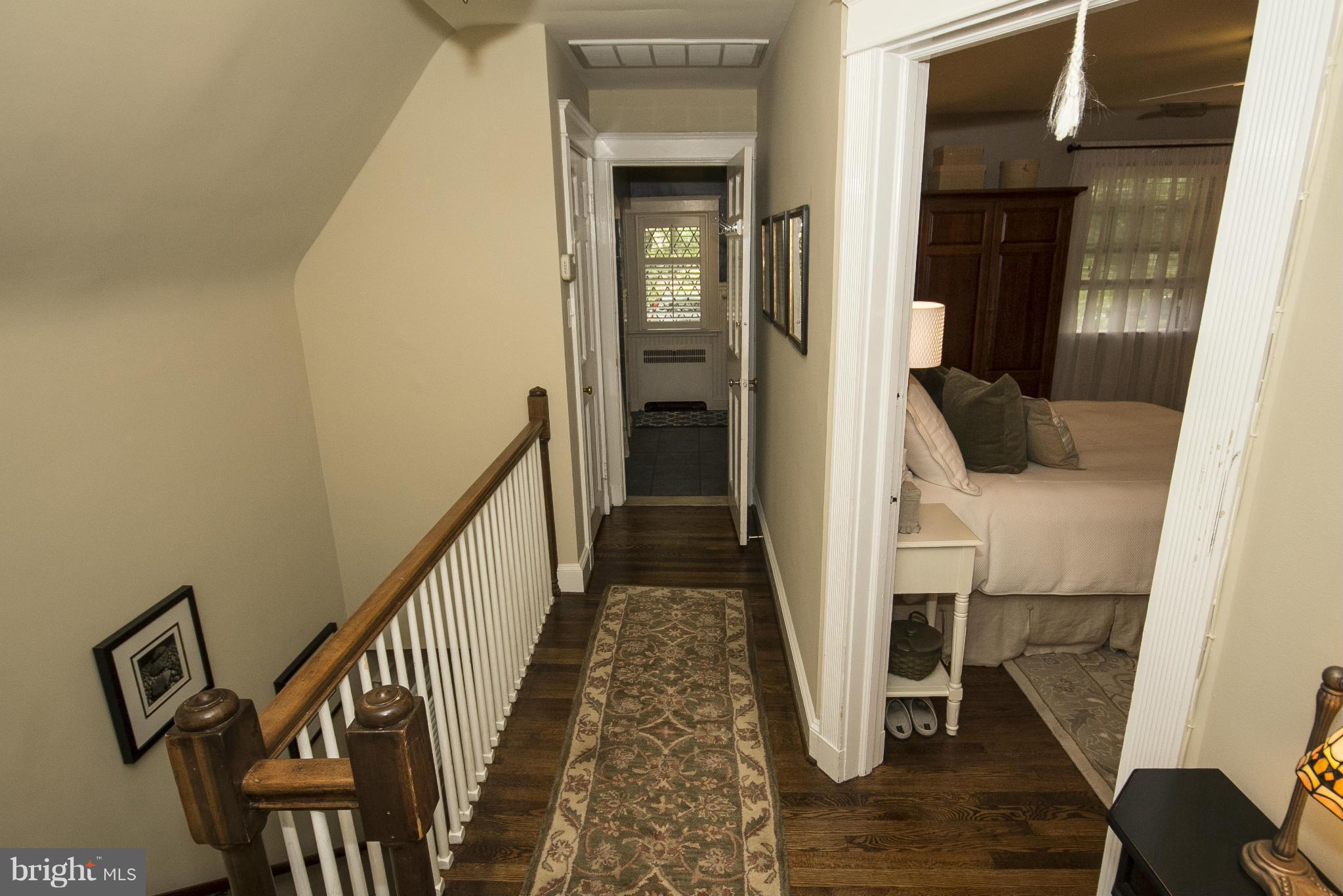 1217 Roundhill Road Baltimore, MD 21218 - Photo 14 of 30 Second Floor Hallway