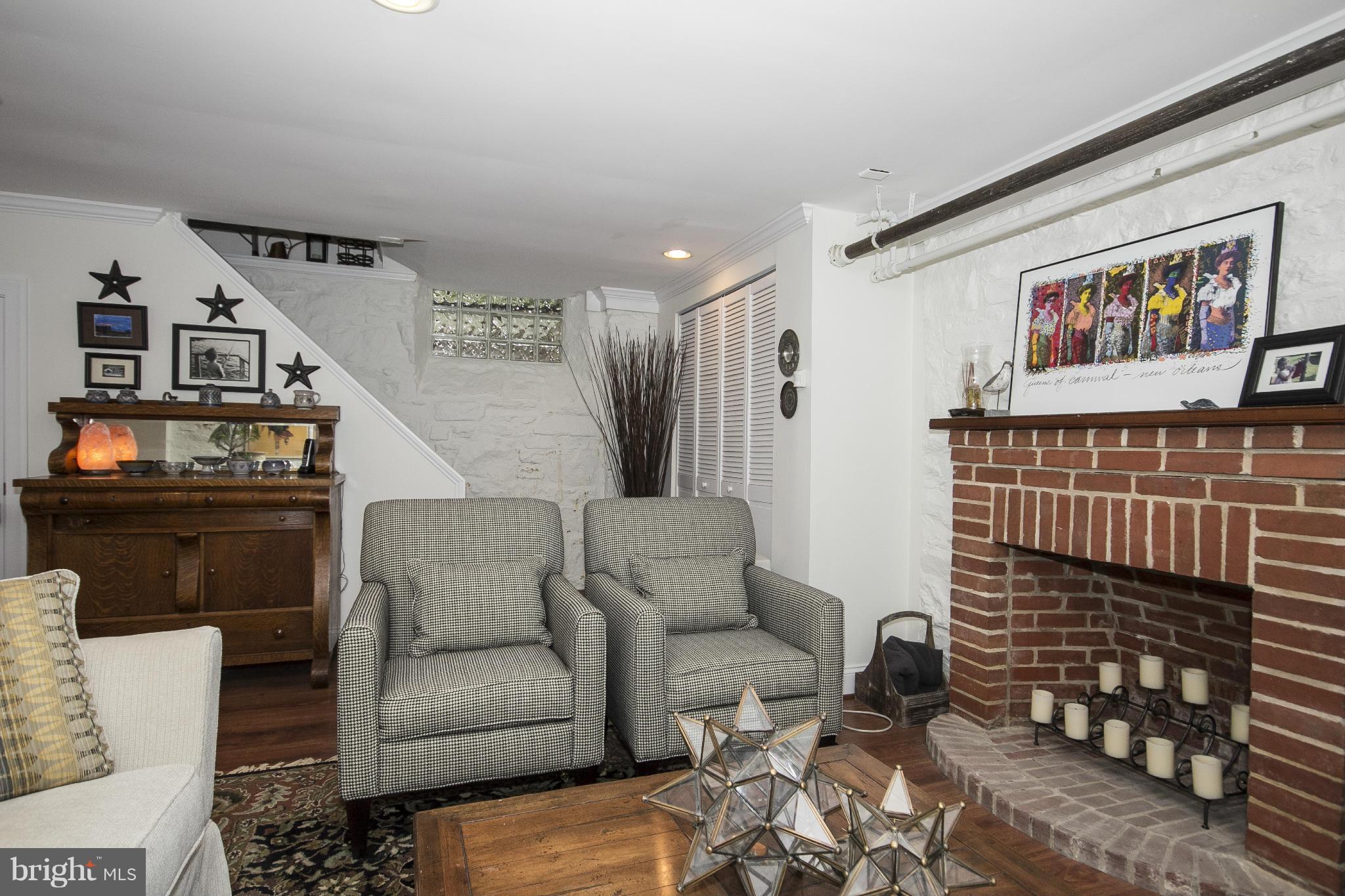 1217 Roundhill Road Baltimore, MD 21218 - Photo 22 of 30 Family Room w/ Dec. FP