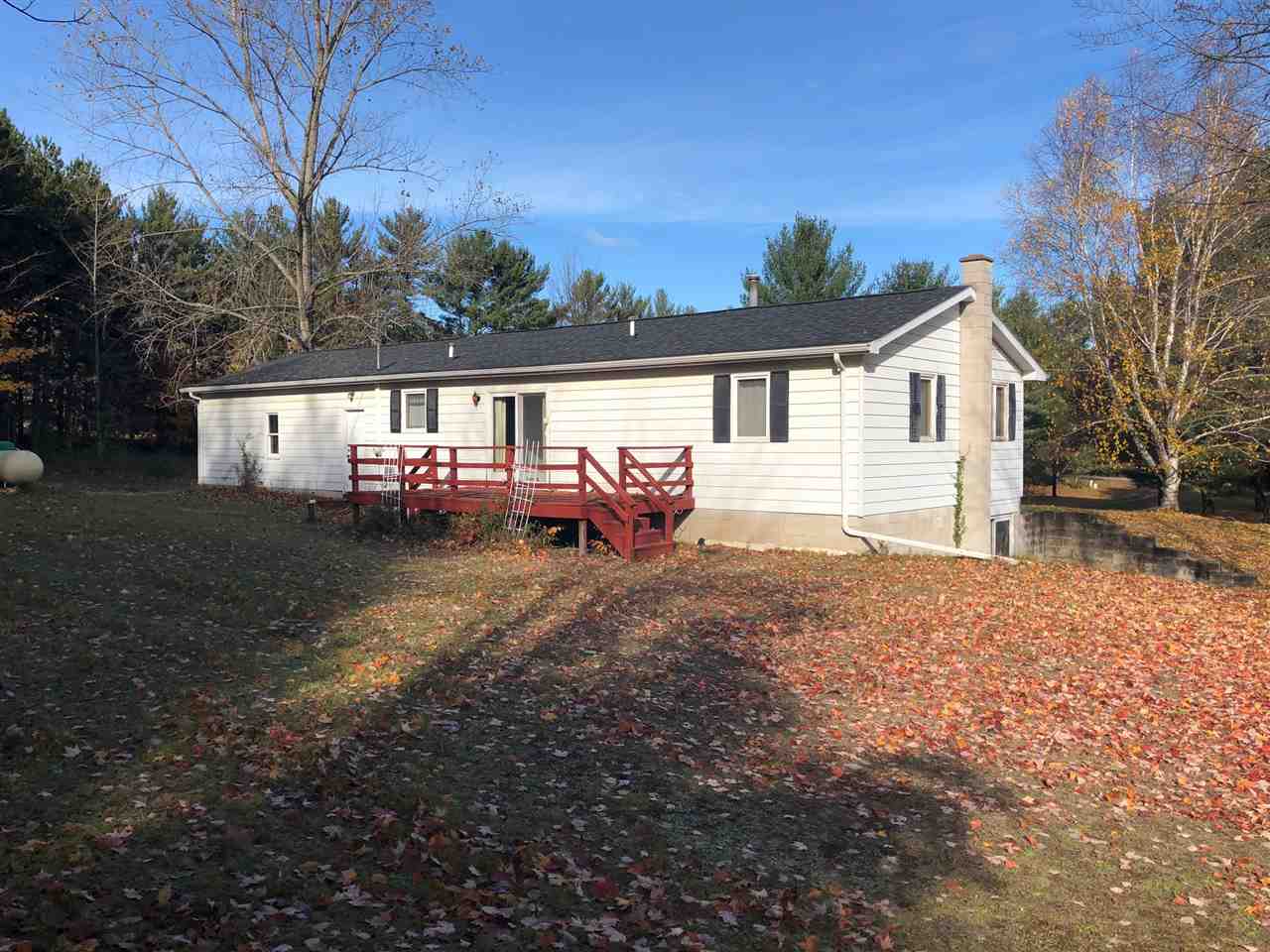 10028 Deal Road Williamsburg, MI 49690 - Photo 2 of 37 1854642-1.JPG