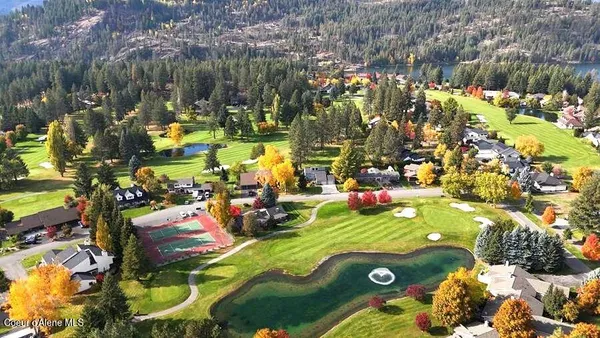 $639,000 | 21709 North Viewpoint Drive, Unit 10, Rathdrum, ID 83858