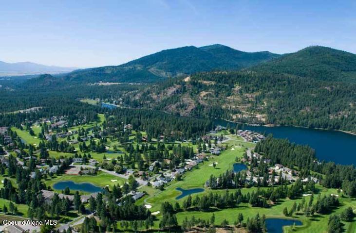 21709 North Viewpoint Drive, Unit 10 Rathdrum, ID 83858 - Photo 4 of 35 Aerial Photo - Golf Course