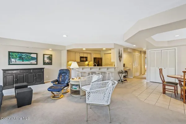 $639,000 | 21709 North Viewpoint Drive, Unit 10, Rathdrum, ID 83858