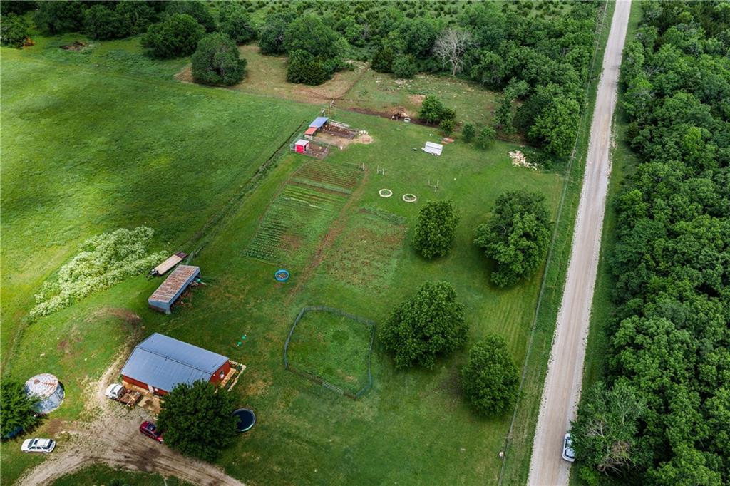 4038 Lee Road Mound City, KS 66056 - Photo 13 of 75