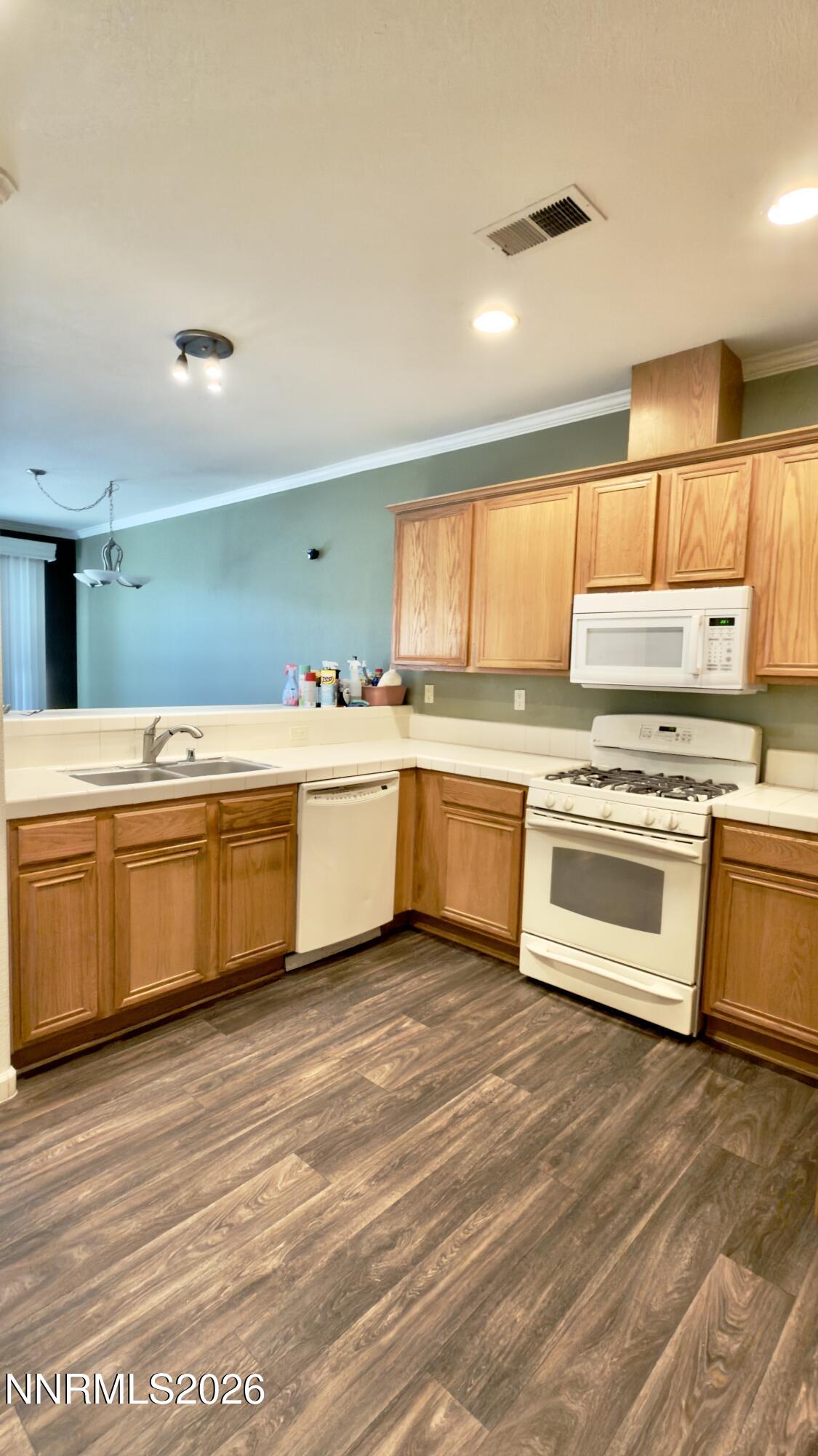 11015 Lamour Lane Reno, NV 89521 - Photo 5 of 21 IMG_3216