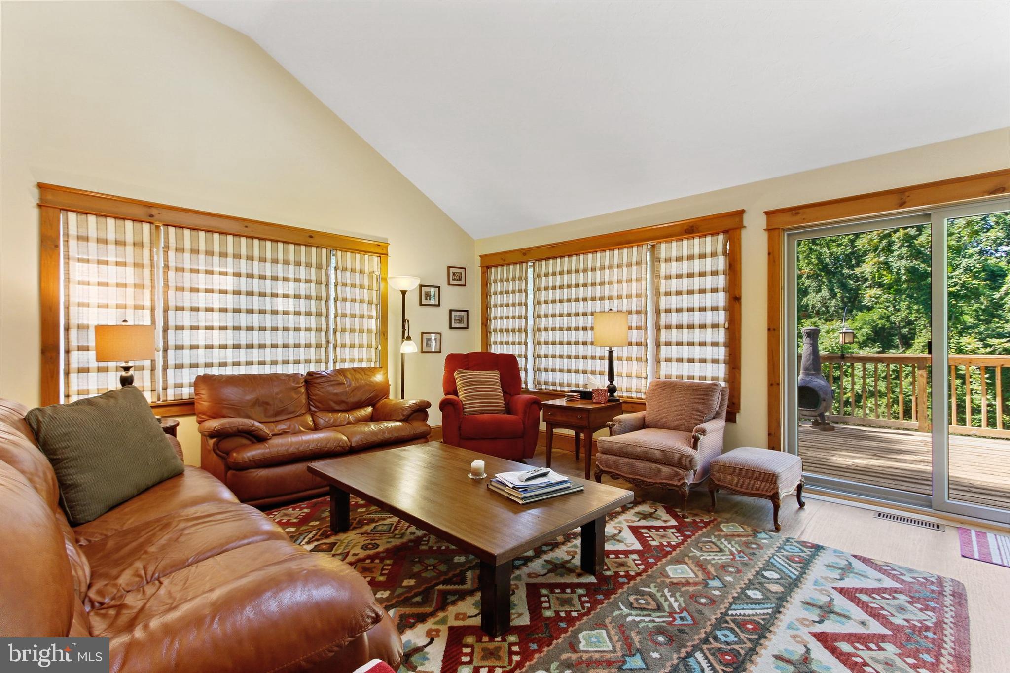 522 Water Street Fairfield, PA 17320 - Photo 10 of 36 Family Room