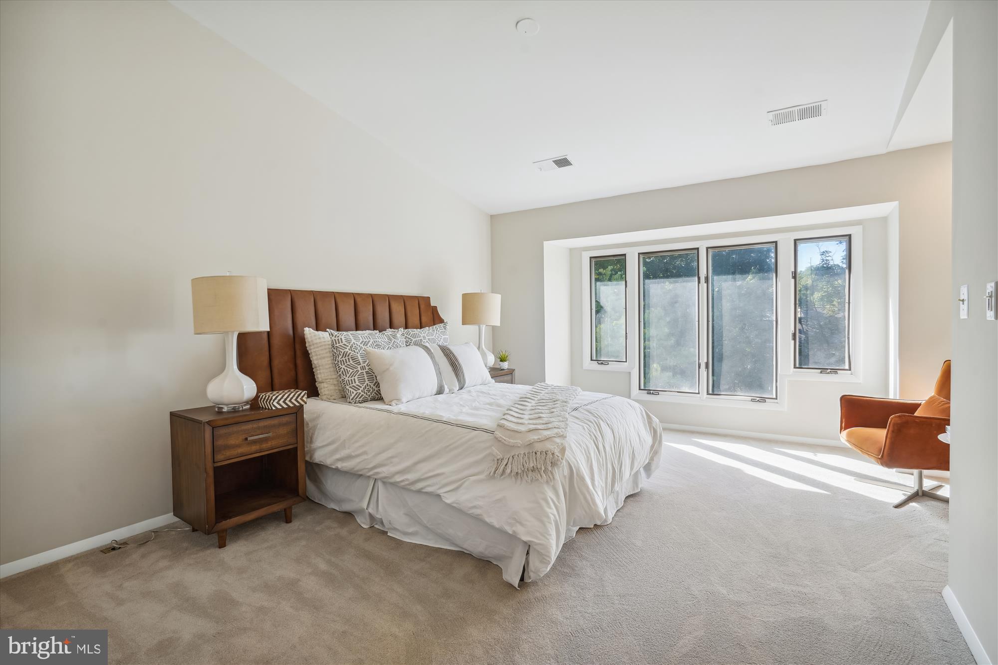 1958 Lakeport Way Reston, VA 20191 - Photo 18 of 38 Primary Bedroom