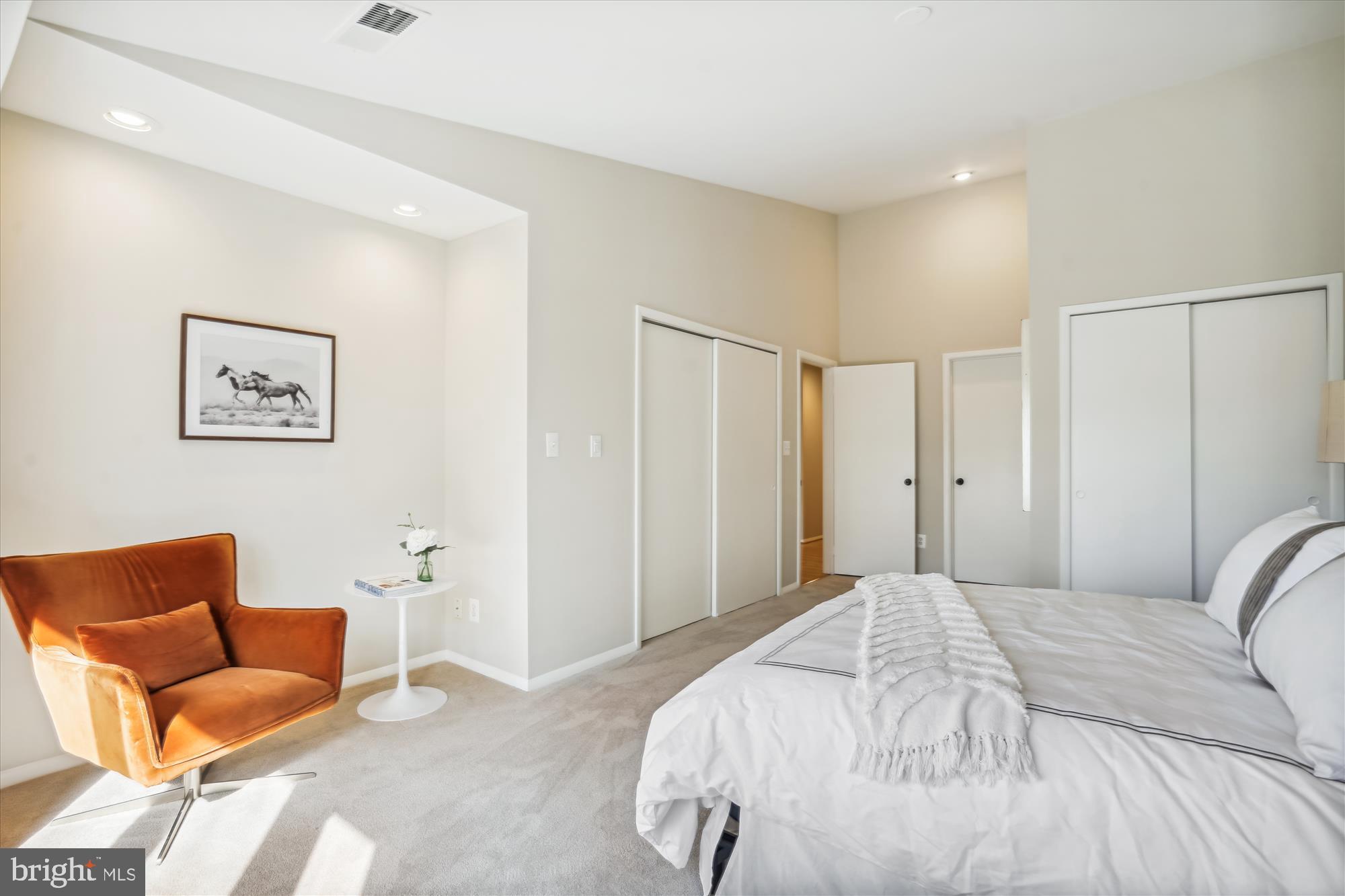 1958 Lakeport Way Reston, VA 20191 - Photo 20 of 38 Primary Bedroom