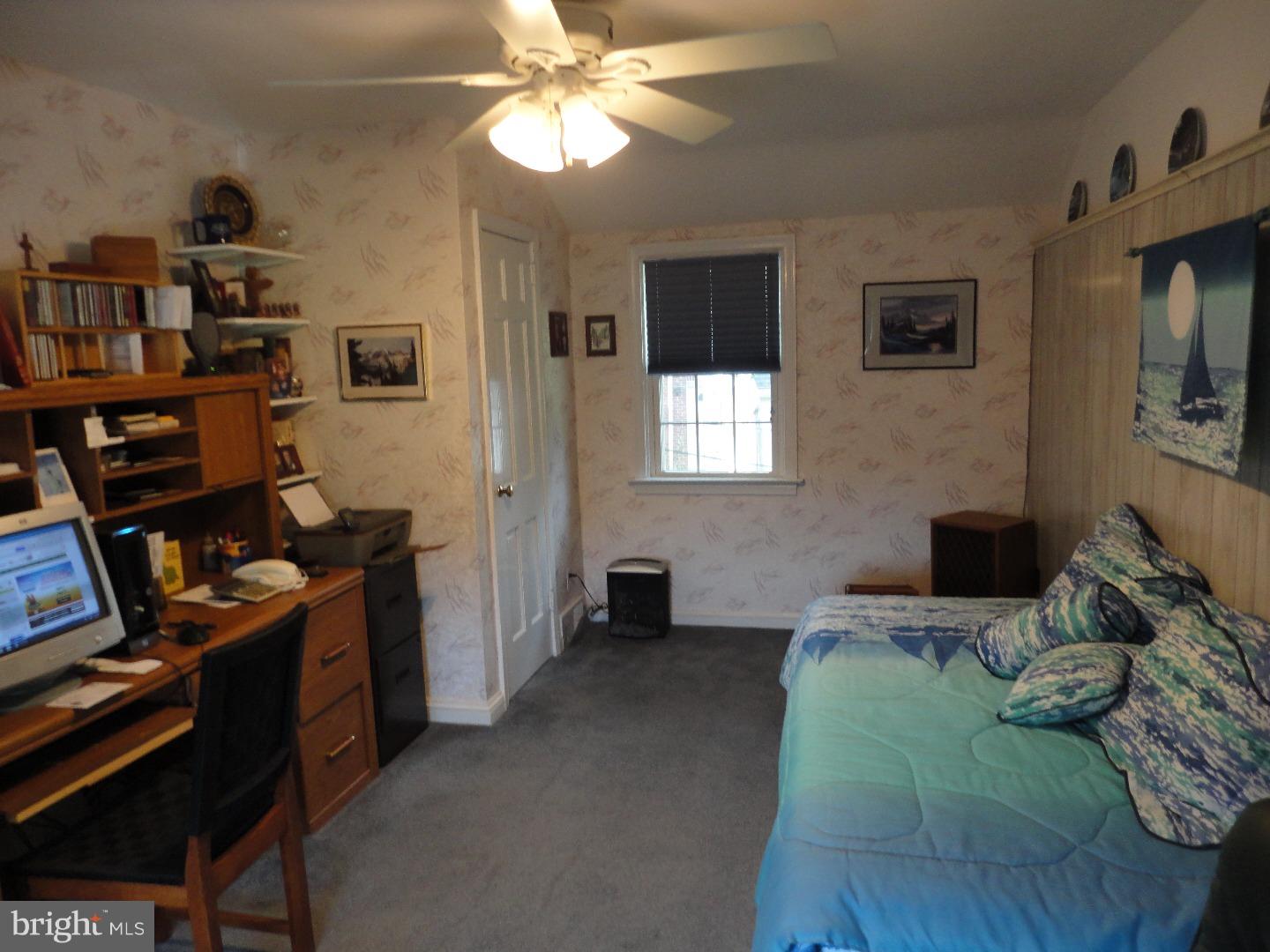 909 Edgewood Drive Springfield, PA 19064 - Photo 18 of 24 Bedroom 3