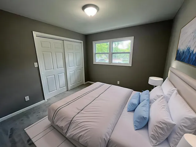 $398,000 | 1401 Ottawa Drive, New Lenox, IL 60451