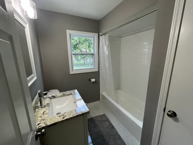 $398,000 | 1401 Ottawa Drive, New Lenox, IL 60451