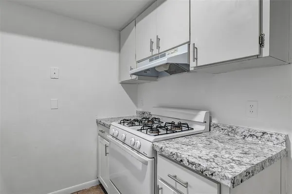 $1,300 | 2025 San Marcos Drive Southeast, Unit 29, Winter Haven, FL 33880