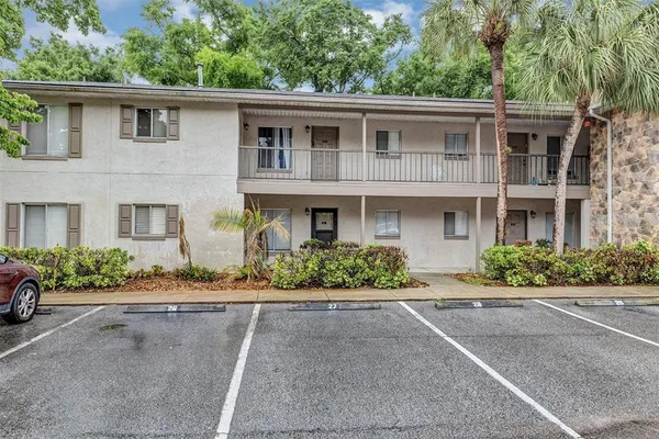$1,300 | 2025 San Marcos Drive Southeast, Unit 29, Winter Haven, FL 33880