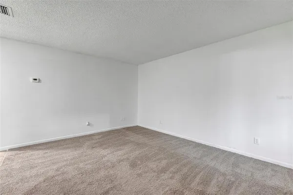 $1,300 | 2025 San Marcos Drive Southeast, Unit 29, Winter Haven, FL 33880