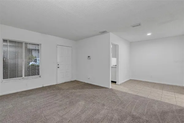 $1,300 | 2025 San Marcos Drive Southeast, Unit 29, Winter Haven, FL 33880