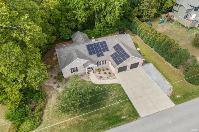 $355,000 | 1650 North Royal Oaks Drive, Monticello, IN 47960