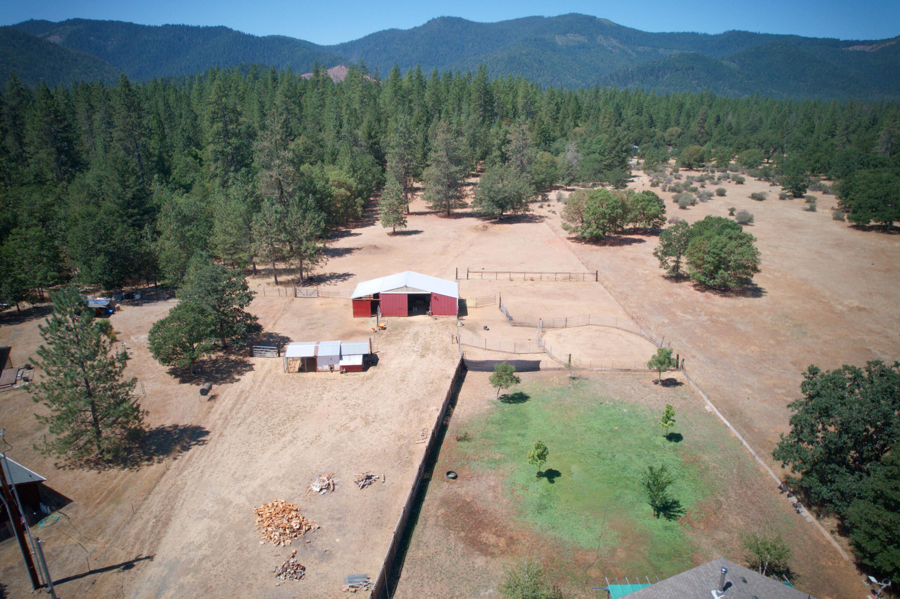 2061 Pine Grove Road Rogue River, OR 97537 - Photo 22 of 67 Untitled (5 of 19)