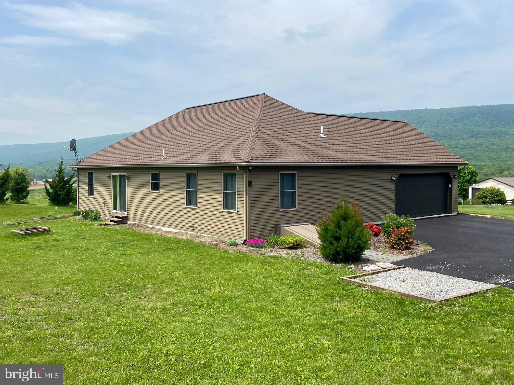 16 Trexler Road Kempton, PA 19529 - Photo 18 of 21 Rear