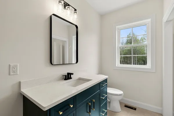 $799,900 | 10 Blaisdell Court, Raymond, NH 03077