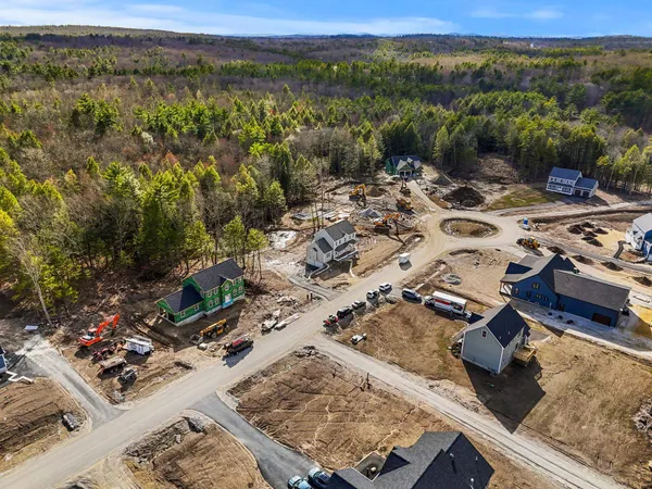 $799,900 | 10 Blaisdell Court, Raymond, NH 03077