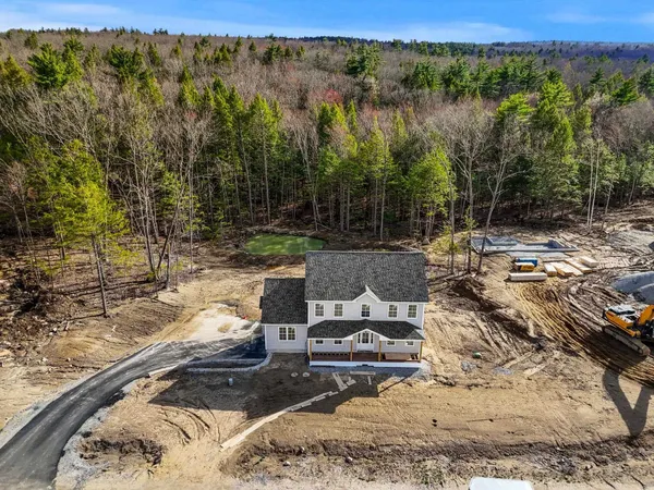 $799,900 | 10 Blaisdell Court, Raymond, NH 03077
