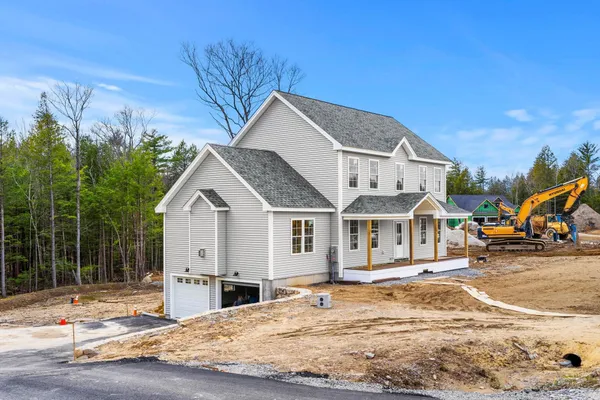 $799,900 | 10 Blaisdell Court, Raymond, NH 03077