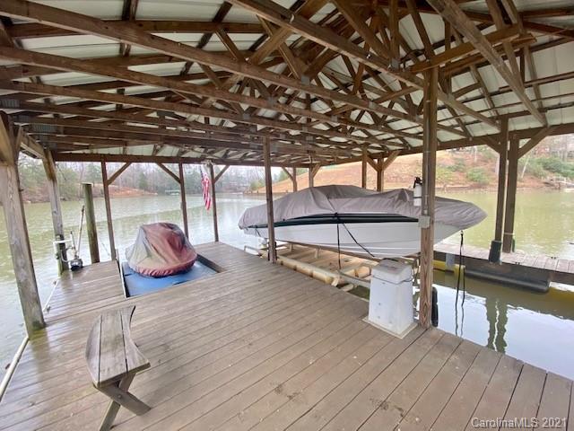 4913 Luna Point Hickory, NC 28601 - Photo 3 of 13 Gallery Image 3