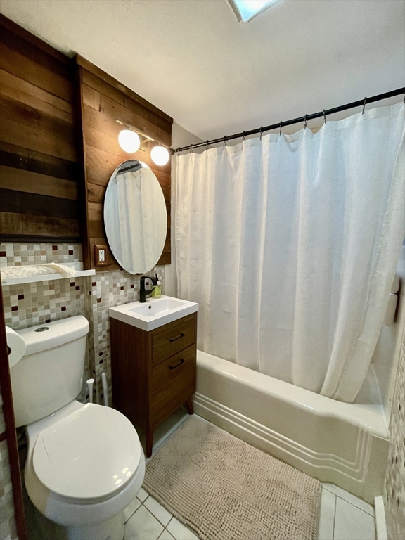 22 Harrington Road Chicopee, MA 01020 - Photo 20 of 38