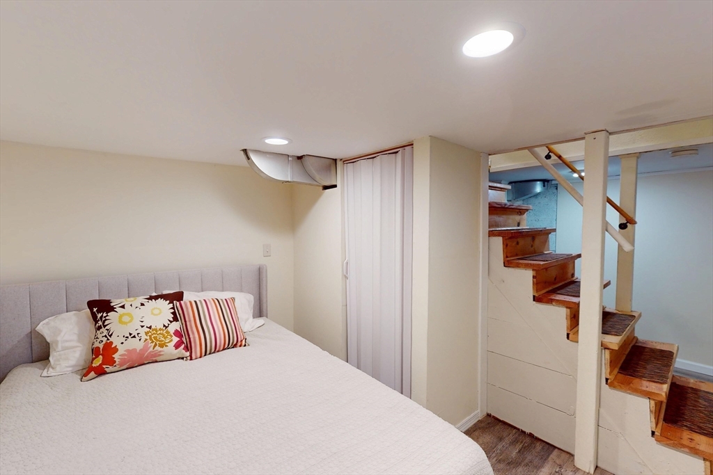 22 Harrington Road Chicopee, MA 01020 - Photo 24 of 38