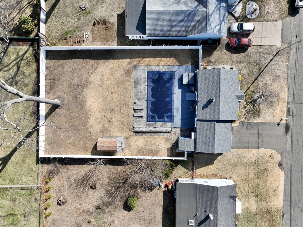 22 Harrington Road Chicopee, MA 01020 - Photo 4 of 38