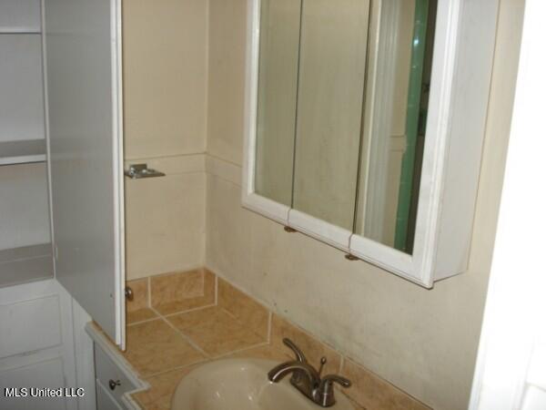 5301 Ridgewood Road Jackson, MS 39211 - Photo 8 of 10 DSC00797_37481