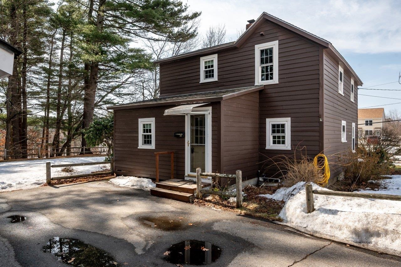 36 Highland Avenue Derry, NH 03038 - Photo 2 of 27