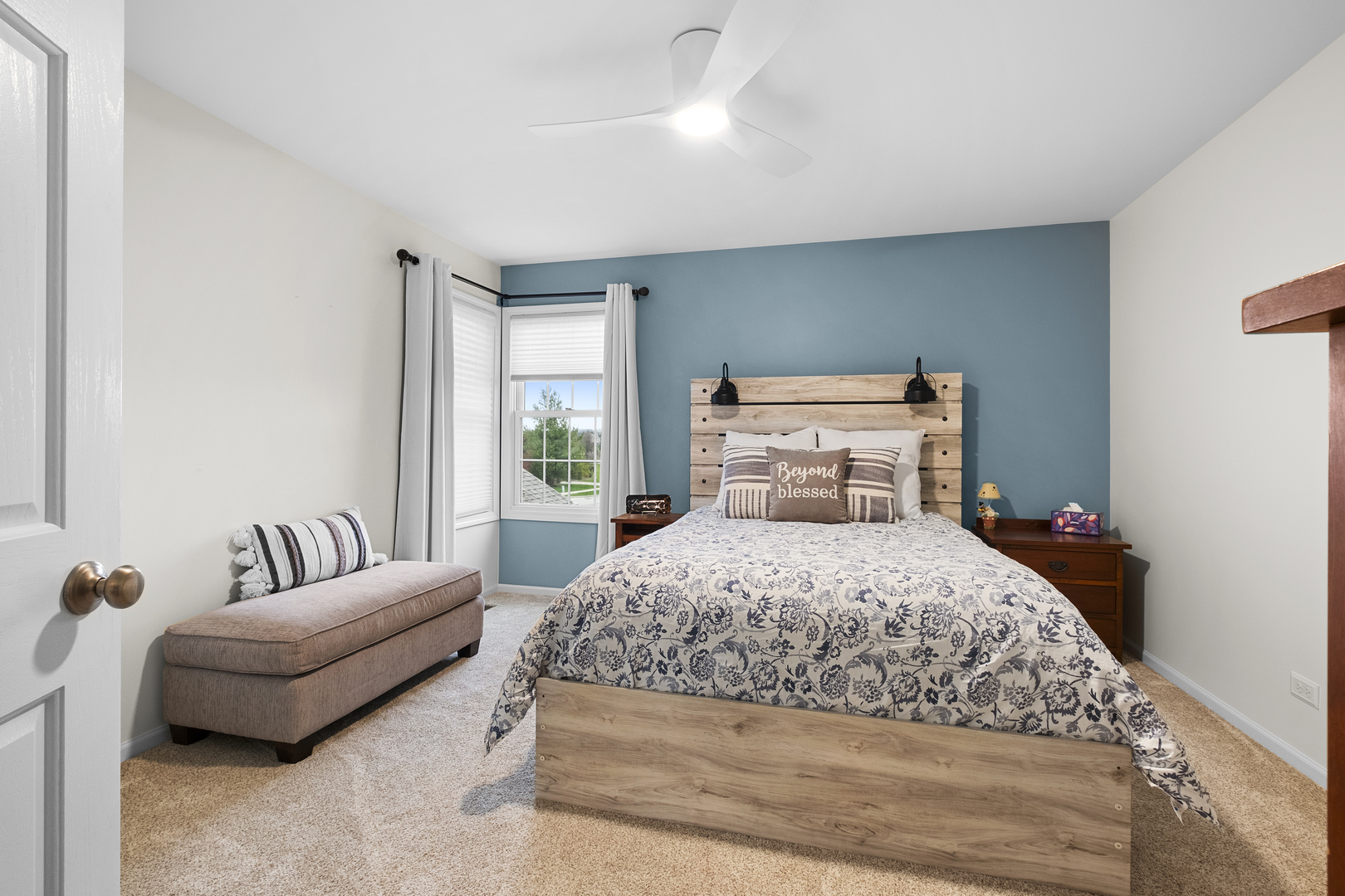 1076 Inverness Drive Antioch, IL 60002 - Photo 25 of 39 a bedroom with a bed and a couch