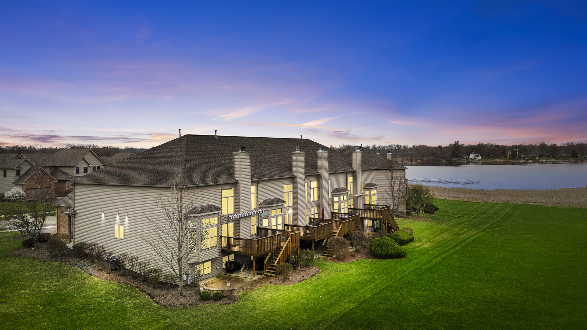 1076 Inverness Drive Antioch, IL 60002 - Photo 39 of 39 a view of a terrace with chairs