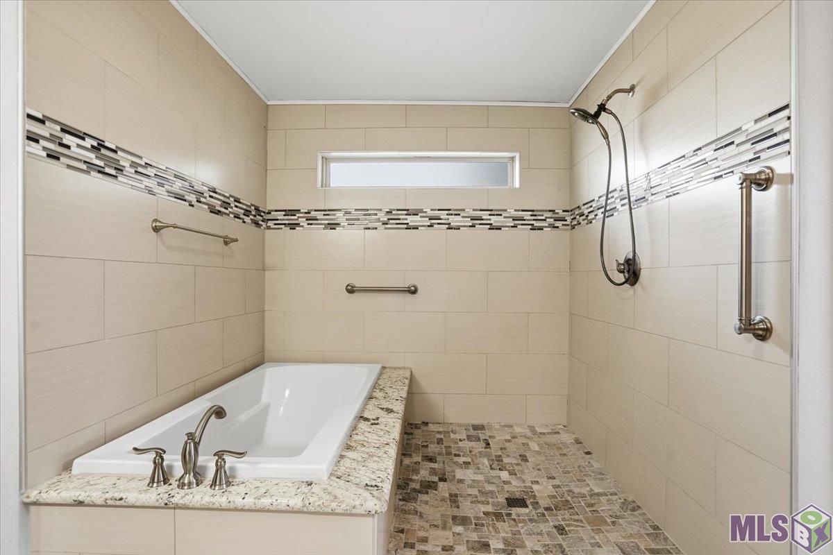 3757 Sessions Drive Baton Rouge, LA 70816 - Photo 10 of 30