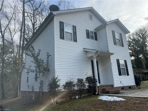 $450,000 | 4743 Hamilton Circle, Charlotte, NC 28216