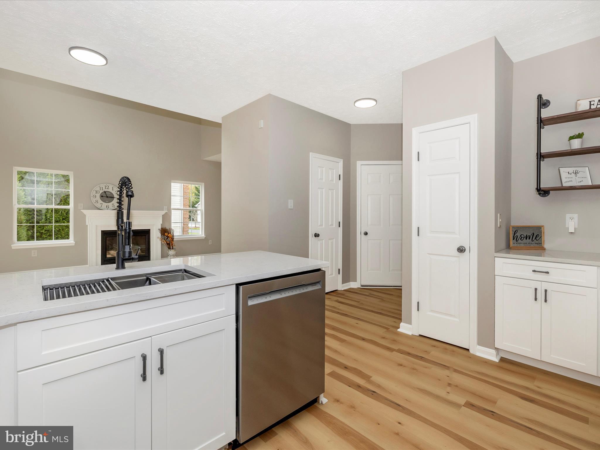 5807 Winding Ridge Way Frederick, MD 21704 - Photo 11 of 50 Kitchen