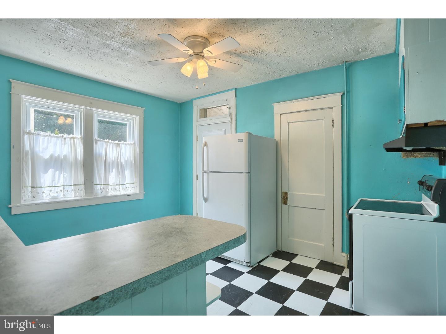 3624 Ridgeway Street Reading, PA 19605 - Photo 6 of 15