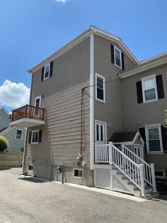 $3,200 | 18 Munroe Avenue, Unit 1, Waltham, MA 02453