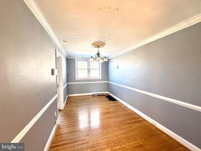 $2,100 | 827 Hampshire Road, Drexel Hill, PA 19026