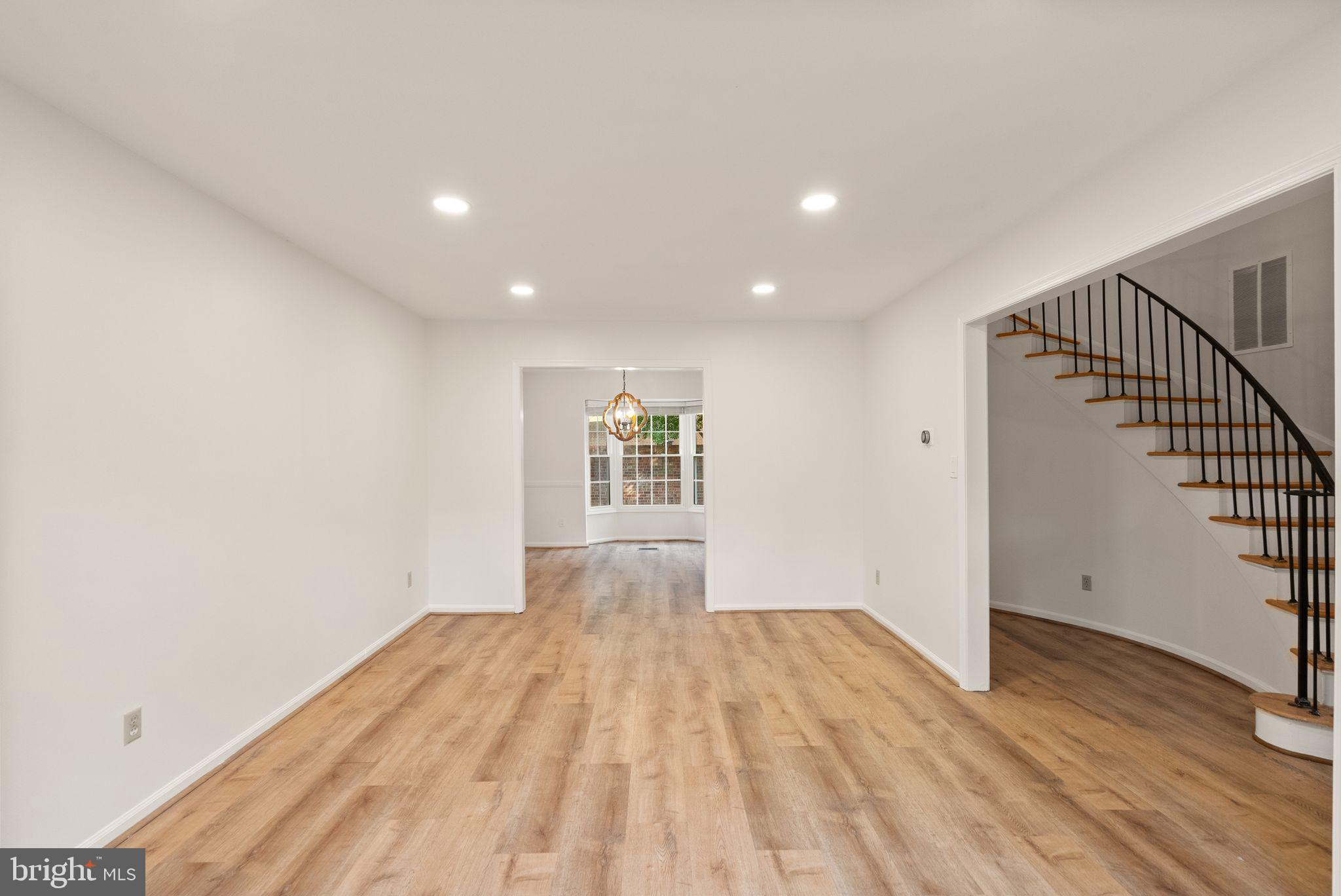 8330 Wickham Road Springfield, VA 22152 - Photo 7 of 53