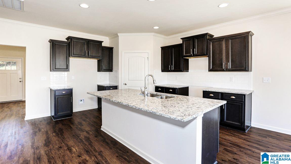 805 Huntington Trace Chelsea, AL 35043 - Photo 6 of 21