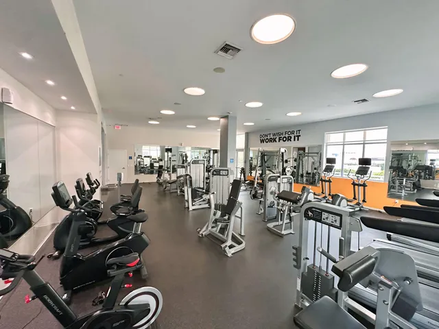 $4,000 | 300 South Australian Avenue, Unit 1218, West Palm Beach, FL 33401