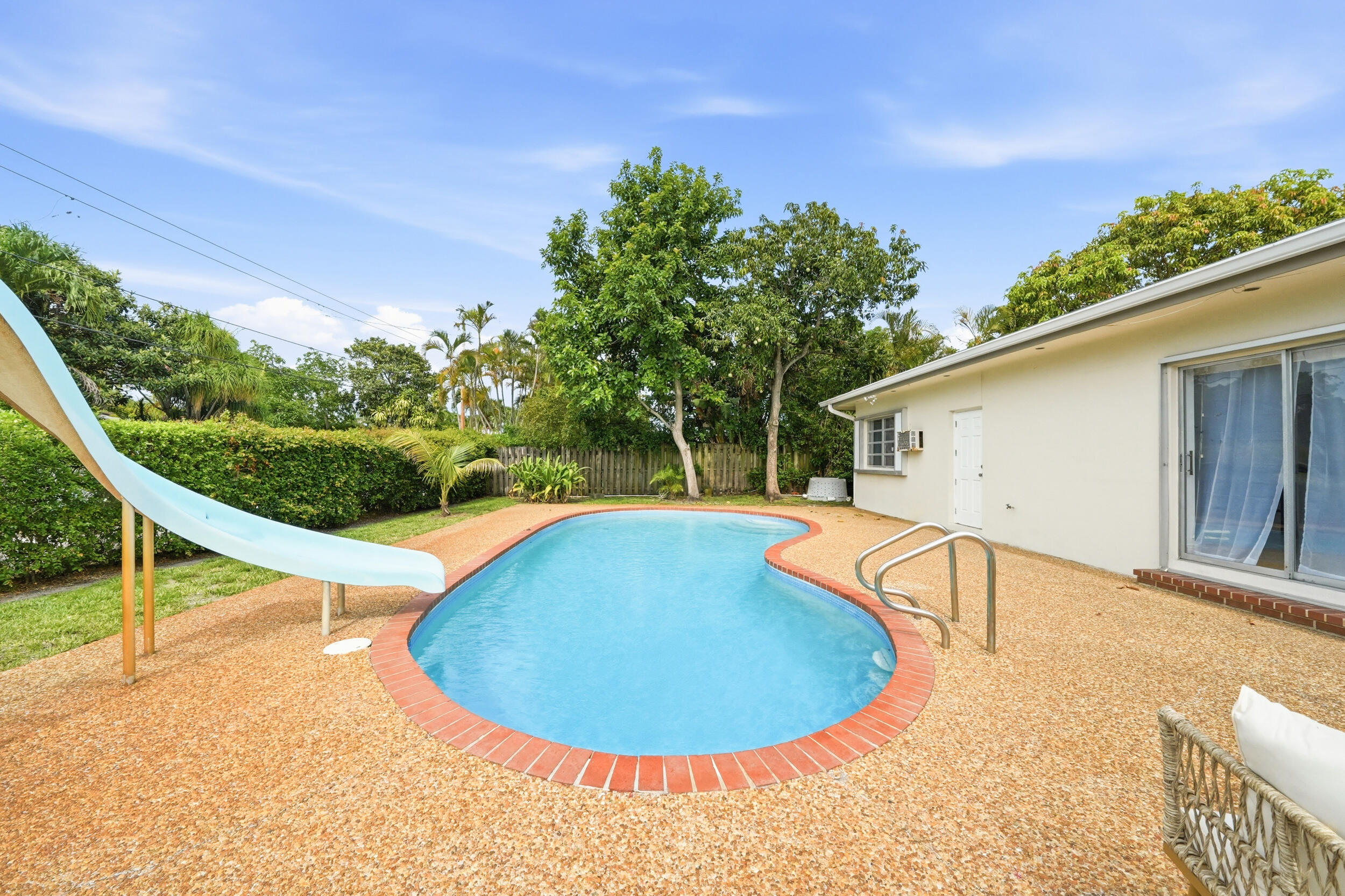 5501 Monroe Street Hollywood, FL 33021 - Photo 9 of 31 139