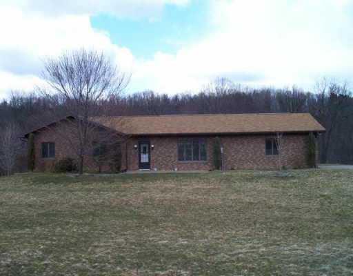 416 School Road Clinton, PA 15026 - Photo 1 of 1 Gallery Image 1