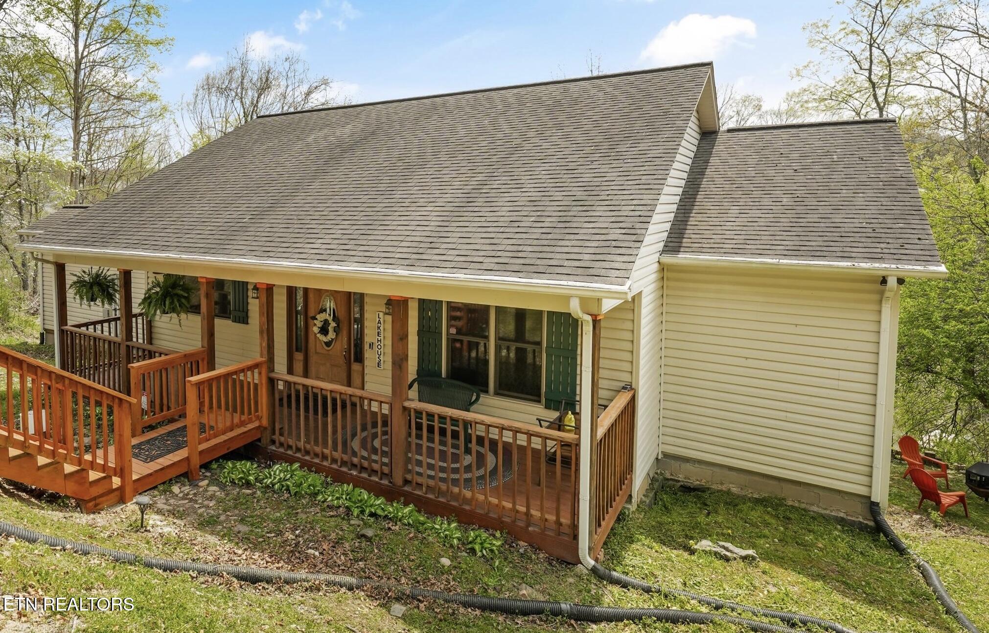 166 Jessee Road Maynardville, TN 37807 - Photo 2 of 48 04-166 Jessee Rd 43