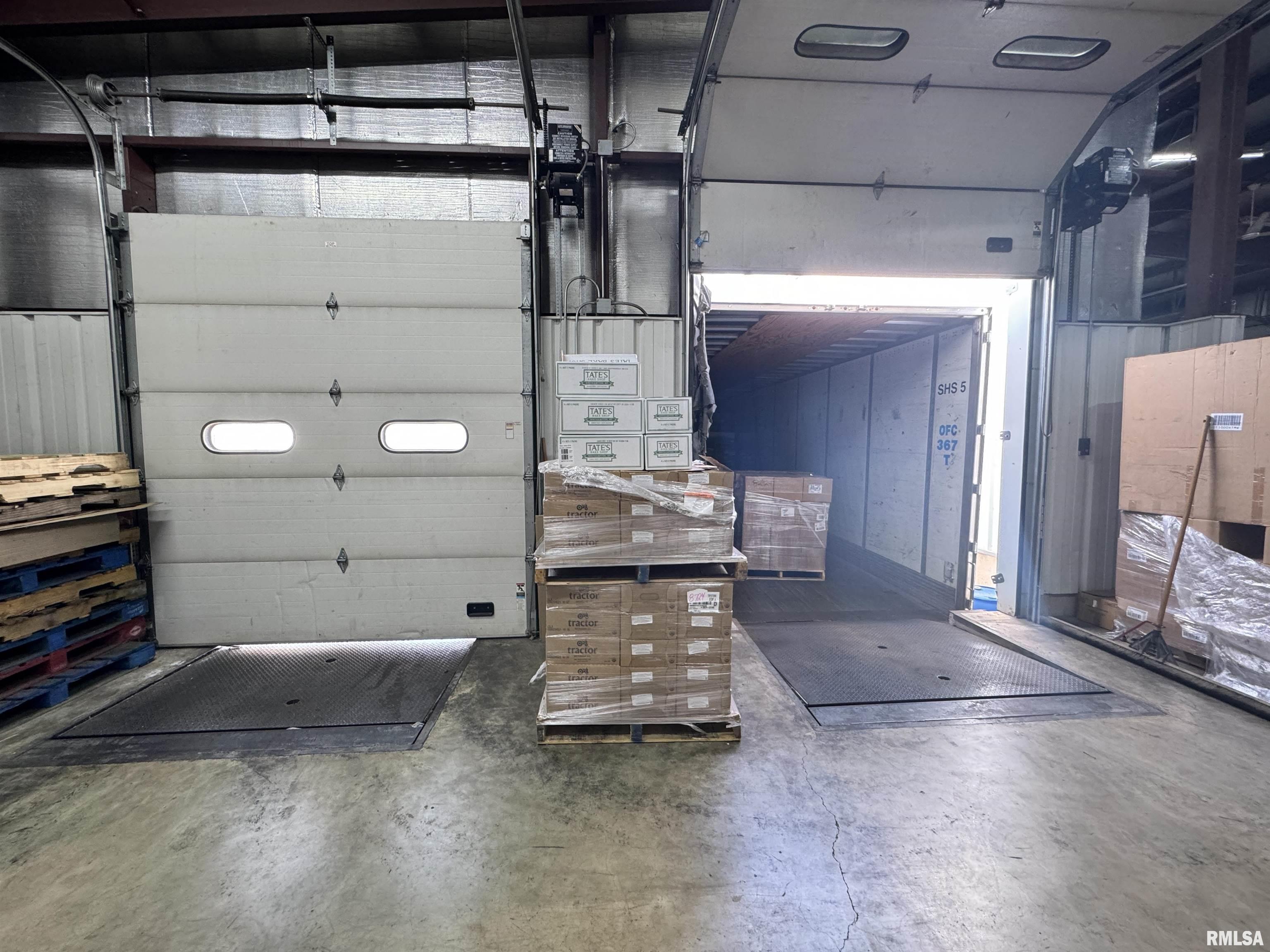 1677 East Smokey Road Avon, IL 61415 - Photo 73 of 92