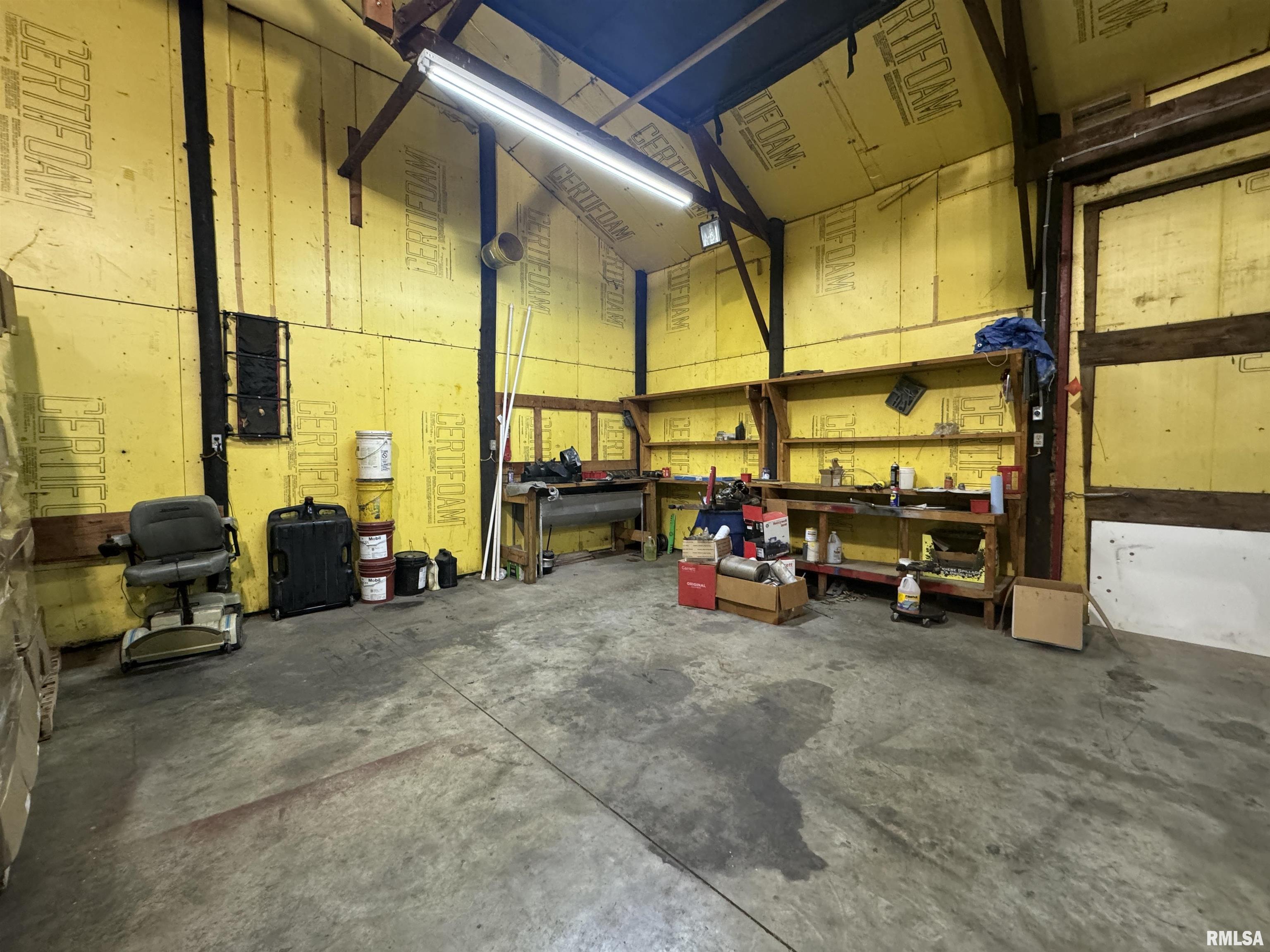 1677 East Smokey Road Avon, IL 61415 - Photo 84 of 92