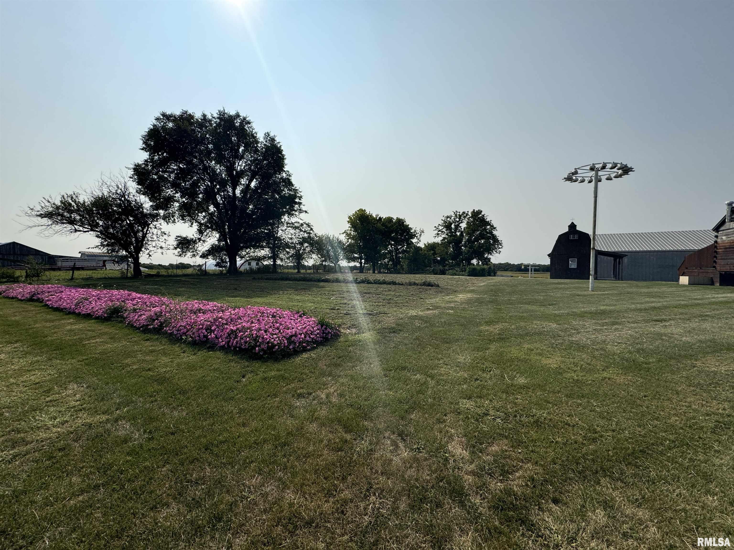 1677 East Smokey Road Avon, IL 61415 - Photo 9 of 92