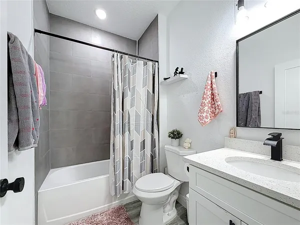 $2,150 | 16950 Southwest 42nd Avenue Road, Ocala, FL 34473