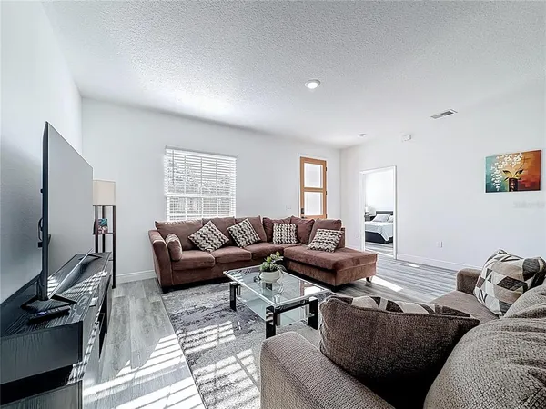 $2,150 | 16950 Southwest 42nd Avenue Road, Ocala, FL 34473